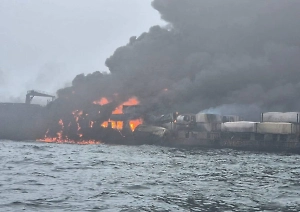 Sky News: Спасены все 37 моряков с двух судов, горящих в Северном море