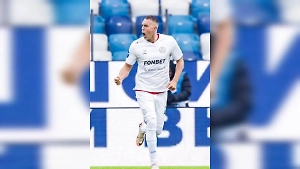 Пробовал собачий корм и подглядывал за соседями: Дзюба сделал ряд откровенных признаний