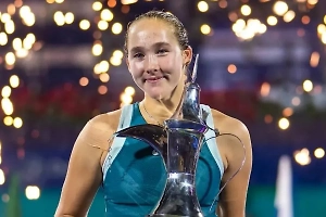 Побеждённая украинка не стала пожимать руку теннисистке Андреевой и убежала с корта на турнире WTA