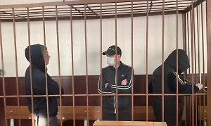 Суд Москвы продлил арест фигурантам дела о мошенничестве с квартирой Долиной