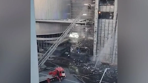 В Ростове-на-Дону ликвидировали открытое горение на крыше ТЦ