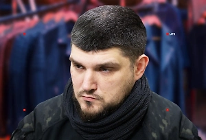 За шмот поясни: Как главарь РДК Денис Капустин зарабатывает миллионы на одежде для нацистов