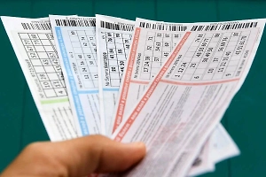 Москвич забыл, что купил 100 лотерейных билетов, и неожиданно стал мультимиллионером