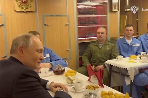Путин пообщался с экипажем атомной подлодки «Архангельск» за чашкой чая