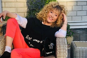 Российский телеканал заблюрил лицо Аллы Пугачёвой в фильме «Ледокол»