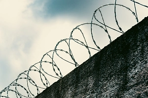 Не только телефоны: Названа причина бунта зэков в уральской колонии в 2019 году