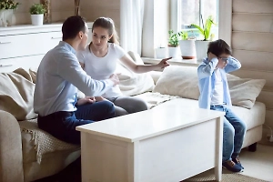 Если любовь ушла: Психолог рассказала, стоит ли сохранять семью ради детей