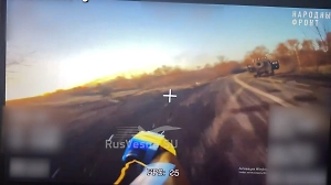 Выскочили на ходу: Бойцы ВСУ «любезно» уступили дрону ВС РФ место в бронемашине