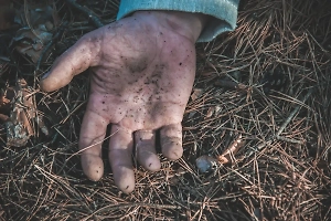 Звери из ВСУ убили сына на глазах у матери в Судже и заставили закопать его в огороде