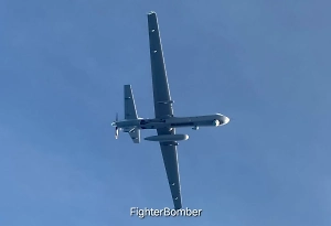 Fighterbomber показал фото французского дрона, напуганного российским Су-35