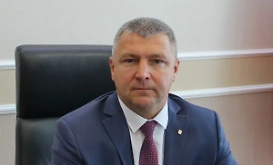 Глава посёлка в Татарстане взял взятку айфоном