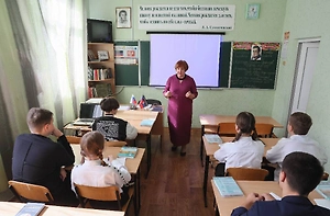 Если в семье не научили: В ГД поддержали идею включить уроки этикета в школьную программу