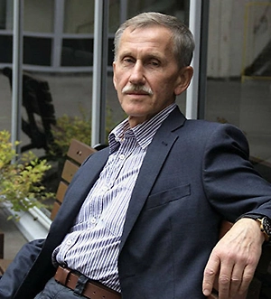 Кто к этому может быть готов, кроме Словении? К примеру, Испания, которая разругалась с США и Израилем и которой многое запретили. На месте главы испанского правительства Педро Санчеса я бы провёл референдум и спросил, нужно ли нам НАТО в таком виде? Думаю, испанцы бы охотно откликнулись на это.