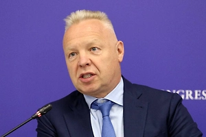 «Уволил бы всех»: Мазепин разнёс сборную России после ничьей с Мали