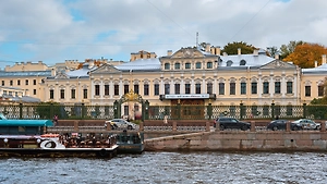 Школьник запустил сигнальную ракету в одноклассницу в Петербурге