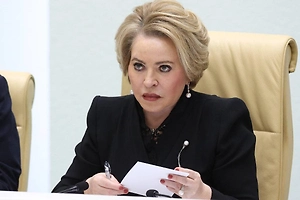 «Давайте бомбить...» Матвиенко требует прижать морских охотников на российские суда