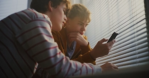 60 подписчиков в TikTok довели Прибалтику до паники