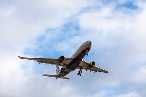 Летевший в Сочи пассажирский самолёт Nordwind вынужденно сел в Минводах