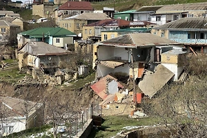 В Дагестане оползень угрожает сотне домов в селе Уркарах