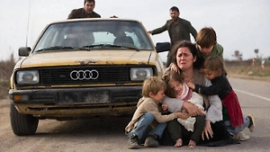 Многодетную мать из Москвы хотят оставить без Audi по «схеме Долиной»