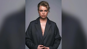 Микроинсульт или пьянки: «Доярку из Хацапетовки» уволили из Театра комедии