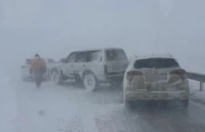 11 машин столкнулись на трассе Чита — Забайкальск из‑за метели
