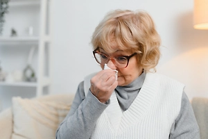 Россиянам объяснили, в каком возрасте начинается старение иммунной системы