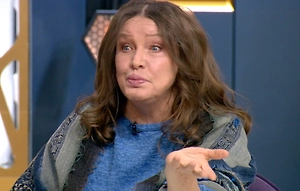 «Махнула на себя рукой?»:Поклонники поражены внешним видом Елены Прокловой на ТВ
