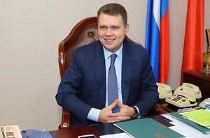 Проценты начисляются только на фактически выданную сумму, поэтому в первые месяцы платёж может быть символическим.