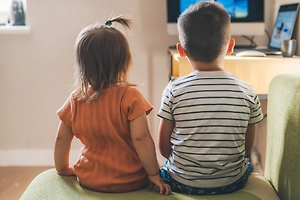 «Социальный тренажёр»: Отношения с братьями и сёстрами влияют на самооценку и вероятность депрессии