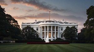 Сделка сорвалась? В Белом доме опровергли разморозку иранских активов
