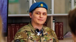 Пропавший Герой России Асылханов не знал водителя машины, которая увезла его