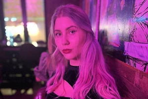 Онлифанщица забила «пасхальный кальян» на куличе и получила уголовное дело