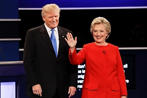 Хиллари Клинтон назвала Трампа «полностью обезумевшим»