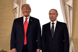 Трамп заявил о готовности поддерживать контакты с Путиным

