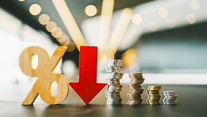 «Окно для перезапуска»: Аналитик объяснил, кому выгодна новая ставка ЦБ