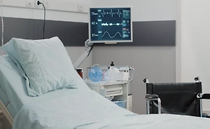 Бастрыкин потребовал доклад о впавшей в кому девочке из отеля в Москве