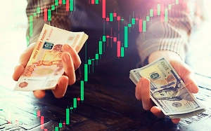 С 1 мая курс доллара начнёт двигаться в новом направлении. Сколько будет стоить рубль