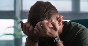 Украинские военные устроили драку из-за предложения сдаться в плен