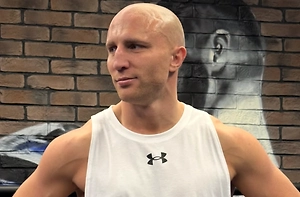 Боксёр Горохов вернулся в РФ после массовой драки на турнире в Турции