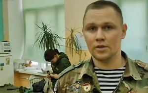 «Души не чают»: История раненого морпеха, ставшего учителем и наставником кадетов