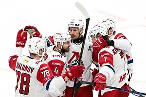  «Авангард» обыграл «Локомотив» после массовой драки в первом матче