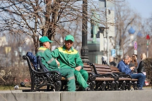 В Госдуме анонсировали повышение налоговых пошлин для мигрантов в 12 раз
