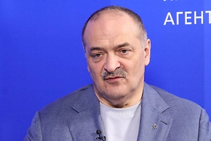 Меликов поблагодарил регионы за помощь Дагестану при наводнении