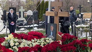 «Не смог даже стоять на ногах»: Сын Пиманова написал пронзительный пост после похорон