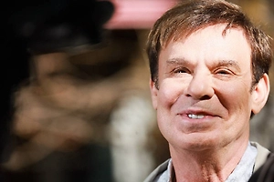 Метастазы или саркома: Онколог заподозрил страшное у звезды «Аншлага» Ефима Шифрина