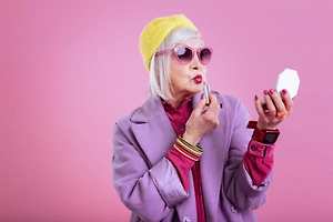 Назван способ сохранить «съедающиеся» с возрастом губы без посещения хирургов и инъекций