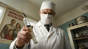 Тайна белых халатов СССР: Почему врачи носили только этот цвет, что он скрывал и как вредил