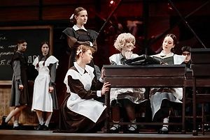 «Не закрываться от боли»: Екатерина Рогачкова — о том, почему «Завтра была война» звучит как история про нас