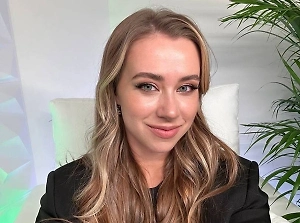 Толстой, дорожка и страх: Митрошина честно рассказала о своих буднях под арестом